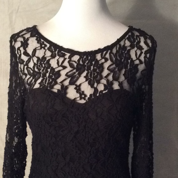 Nostalgia Black Lace Sheath Dress - M - Picture 2 of 8